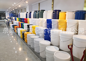 印度老熟女多毛b吉安容器一楼涂料桶、机油桶展区